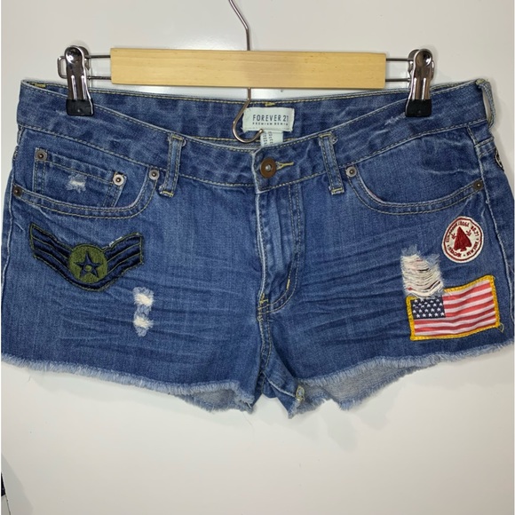 Forever 21 patchwork denim cutoff shorts size 27 - Picture 1 of 8